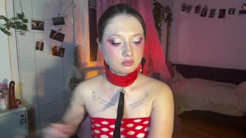Jennifer Jenny Darling   online show from May 2026 06:13:02 PM