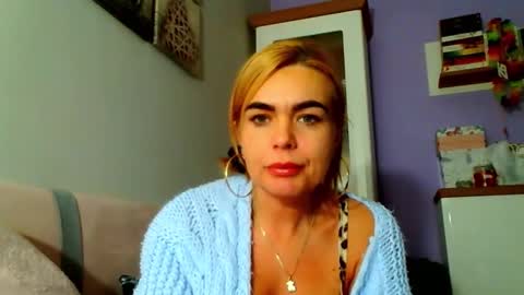 Jenny online show from December 2024 12:16:02 PM