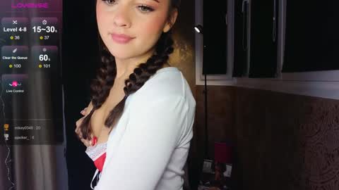 Snapshot of jenny_rosex chatting on December 2024 02:21:01 PM Jenny online show from December 2024 02:21:01 PM