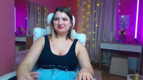 Snapshot of jenny_smitx chatting on February 2025 03:16:01 PM jenny_smitx online show from February 2025 03:16:01 PM