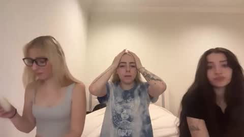 jennyblair07 online show from February 2026 06:45:01 PM