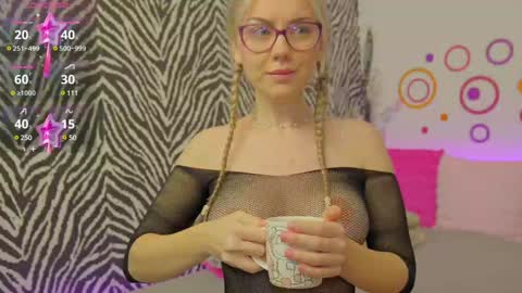 Snapshot of jennyshow chatting on December 2024 07:04:01 AM JennyShow online show from December 2024 07:04:01 AM