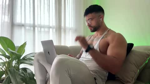Snapshot of jeremy_harden chatting on June 2026 12:42:02 PM Jeremy online show from June 2026 12:42:02 PM