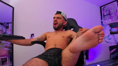 Jeremy online show from October 2025 04:00:02 AM