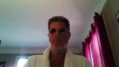 jerflor online show from April 2026 04:23:02 PM