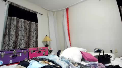 Jeri Lynn online show from October 2025 11:29:01 AM