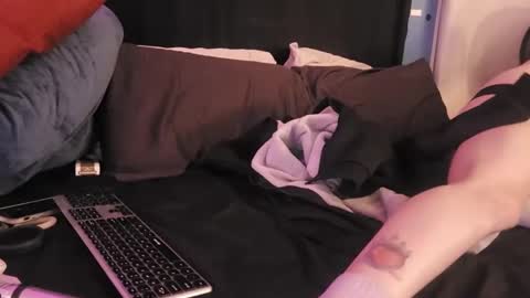 Snapshot of jerknoff247 chatting on January 2025 04:55:01 AM jerknoff247 online show from January 2025 04:55:01 AM