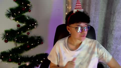 Snapshot of jero_harper1 chatting on December 2024 12:29:01 AM jero harper1 online show from December 2024 12:29:01 AM