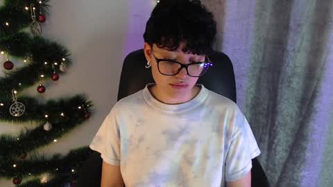 Snapshot of jero_harper1 chatting on December 2024 01:18:01 AM jero harper1 online show from December 2024 01:18:01 AM