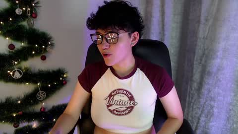 Snapshot of jero_harper1 chatting on December 2024 09:41:02 PM jero harper1 online show from December 2024 09:41:02 PM
