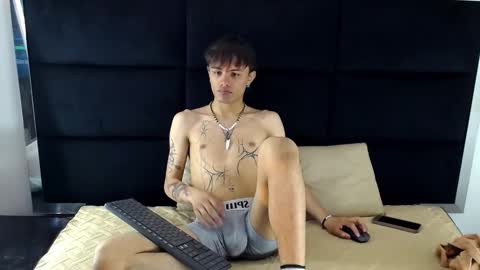 Jerom xx online show from October 2025 07:45:02 PM