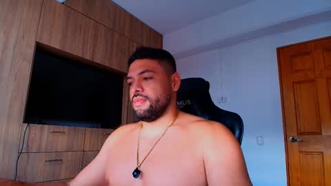 Snapshot of jerome3773 chatting on November 2025 09:37:02 PM jerome3773 online show from November 2025 09:37:02 PM