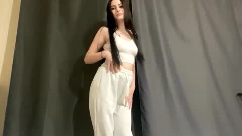 Alisa online show from February 2026 05:06:02 PM