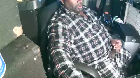 Snapshot of jerry0827 chatting on December 2024 10:35:02 AM jerry johnson online show from December 2024 10:35:02 AM