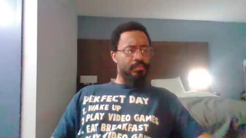 Snapshot of jerzey2k2 chatting on March 2026 04:27:01 AM Jerzey2k2 aka the Alpha online show from March 2026 04:27:01 AM