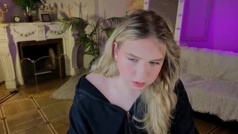 jes_solar online show from November 2025 10:21:01 PM