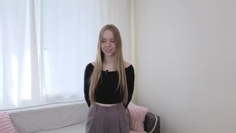Shy Sydney online show from June 2026 08:08:01 AM