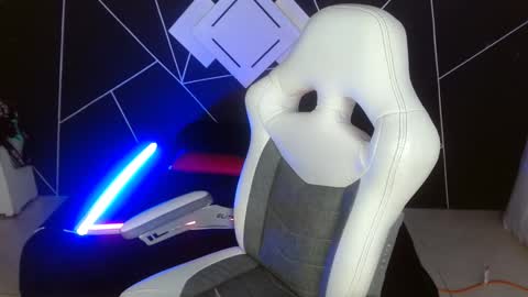 Snapshot of jesiclark chatting on December 2024 09:11:01 AM sofi online show from December 2024 09:11:01 AM