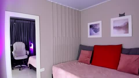 Jessie online show from October 2025 09:14:02 PM