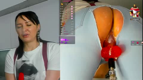 Snapshot of jess_benz chatting on December 2024 05:37:01 AM Jessica online show from December 2024 05:37:01 AM