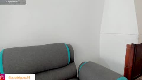 jess_hoffman online show from April 2026 08:57:02 PM