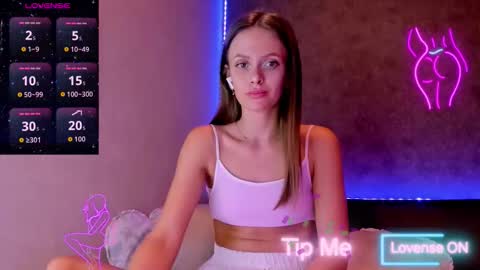 Snapshot of jess_kahawaty chatting on September 2025 01:17:01 AM Jess online show from September 2025 01:17:01 AM