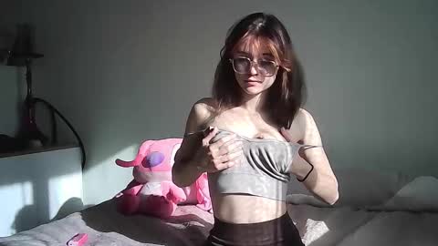 Snapshot of jessa_vibe chatting on October 2025 08:09:01 AM Jessica but u can call me Jessa online show from October 2025 08:09:01 AM