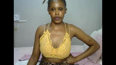 jessajoyy online show from May 2026 06:57:01 PM