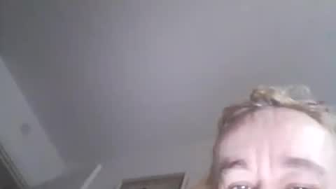 jessandsilverfox61 online show from October 2025 03:35:02 PM