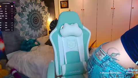 Jesse online show from November 2025 09:16:02 PM