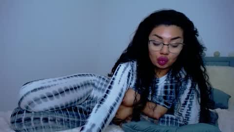 Snapshot of jessebella chatting on February 2025 04:55:01 AM jesse online show from February 2025 04:55:01 AM