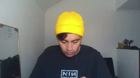 Snapshot of jessepickman chatting on December 2024 05:25:01 AM Angel  Demon online show from December 2024 05:25:01 AM