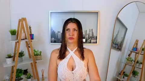 bella  adams online show from February 2026 10:45:02 AM