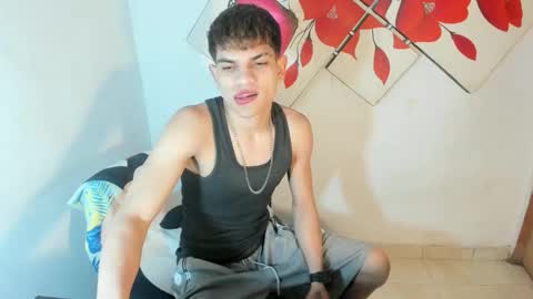 jesshot_bigcock online show from May 2026 07:02:02 AM