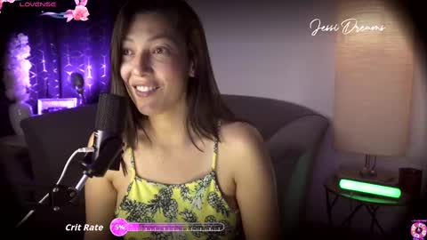Snapshot of jessi_dreams chatting on September 2025 04:05:02 AM Jessica Gomez online show from September 2025 04:05:02 AM