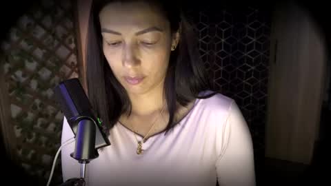 Jessica Gomez online show from April 2026 03:51:01 AM