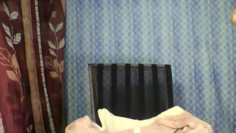Jessi Tastyxx online show from October 2025 06:04:01 PM