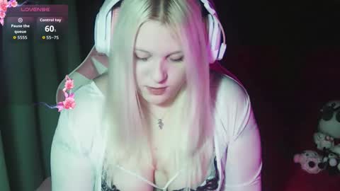 Snapshot of jessiangels chatting on October 2025 10:22:01 PM jessiangels online show from October 2025 10:22:01 PM