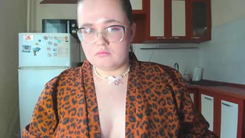 Natalia online show from May 2026 06:52:01 AM