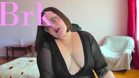 Natalia online show from June 2026 06:27:02 AM