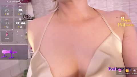 Jessica online show from October 2025 08:28:01 PM