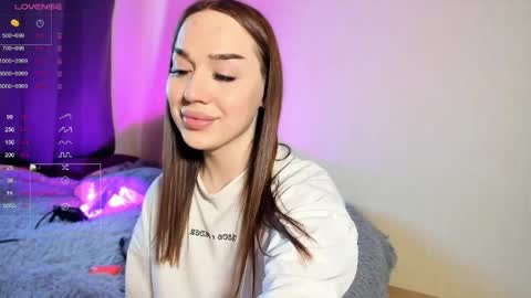 jessica_volker online show from May 2026 02:55:01 PM