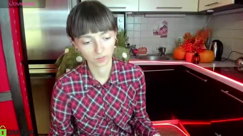 jessicaforris online show from October 2025 07:06:02 AM