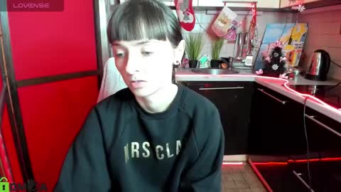 jessicaforris online show from December 2025 07:58:01 AM