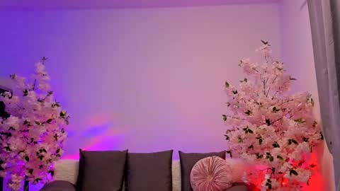 Snapshot of jessiccaburns chatting on January 2025 01:48:02 AM Gloria online show from January 2025 01:48:02 AM