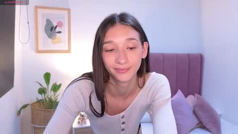 Snapshot of jessie__02 chatting on December 2024 07:51:01 PM Jess online show from December 2024 07:51:01 PM