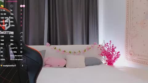 jessie_johns online show from February 2025 04:15:01 PM