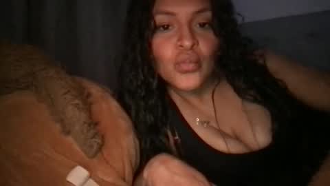 Snapshot of jessieboo23 chatting on January 2026 04:27:02 AM jessieboo23 online show from January 2026 04:27:02 AM