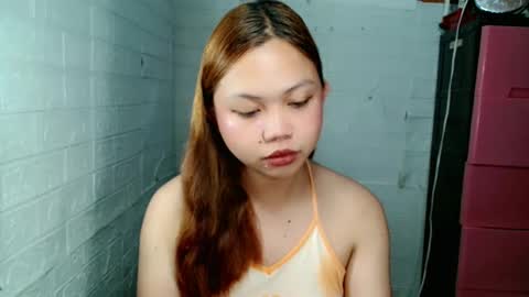 Snapshot of jessiefoxx0 chatting on May 2026 11:43:02 PM Jessie online show from May 2026 11:43:02 PM