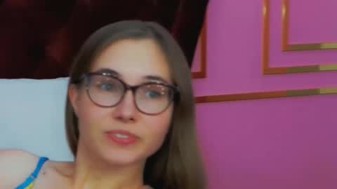 Snapshot of jessiejuss chatting on October 2025 01:55:01 PM JessieJuss online show from October 2025 01:55:01 PM